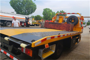 介休附近拖车电话号码服务